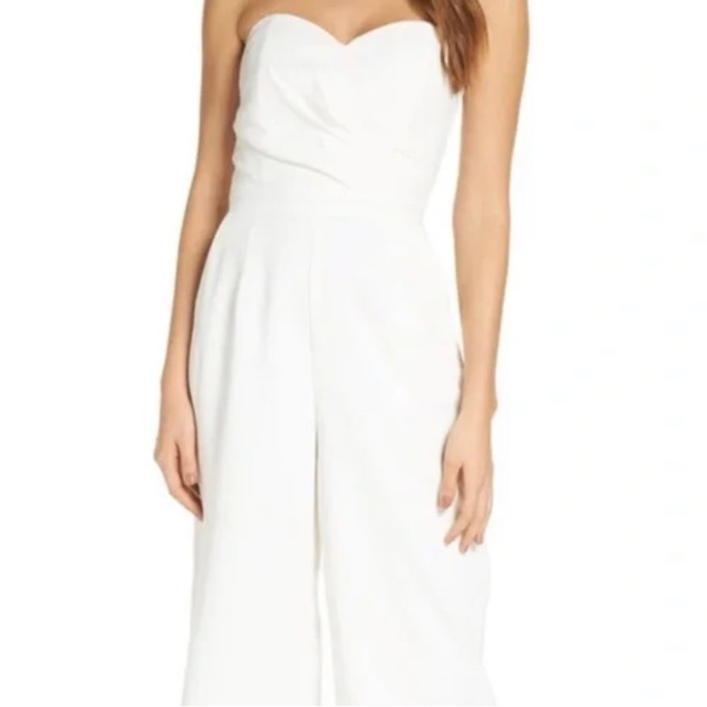 Adelyn Rae white strapless dressy  jumper one piece Small